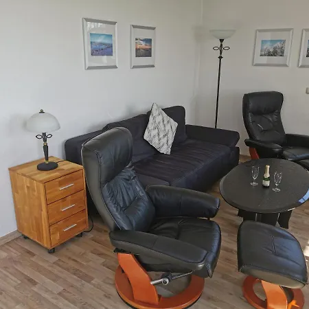 Yachthus - Direkt Am Carolinensiel